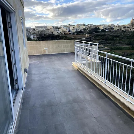 The Valley Collection - A25 - With Private Hot Tub Xagħra