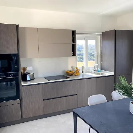 The Valley Collection - A25 - With Private Hot Tub Apartment Xaghra