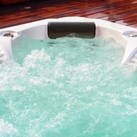 Lägenhet The Valley Collection - A25 - With Private Hot Tub Xagħra