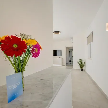 The Valley Collection - A25 - With Private Hot Tub Apartment Xaghra