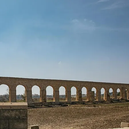 The Valley Collection - A25 - With Private Hot Tub Xagħra