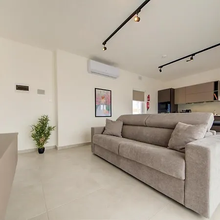 Apartment The Valley Collection - A25 - With Private Hot Tub Xaghra